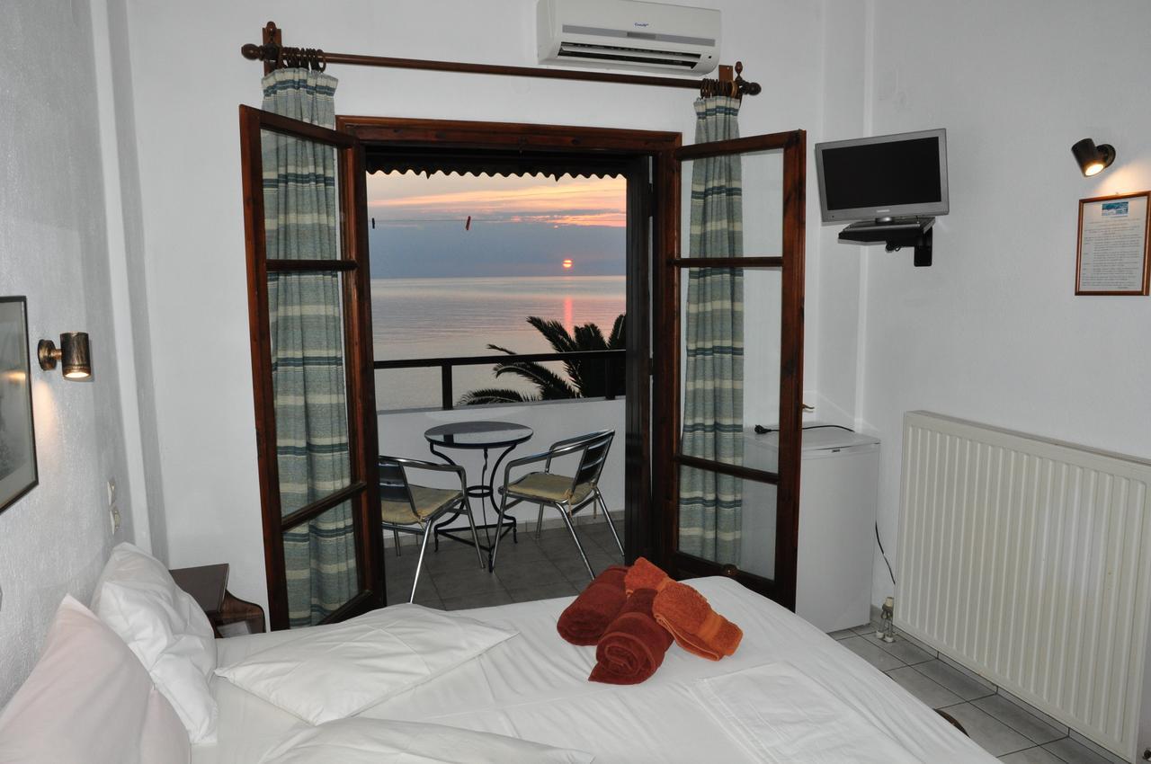 Hotel Hagiati Хорефто Екстериор снимка