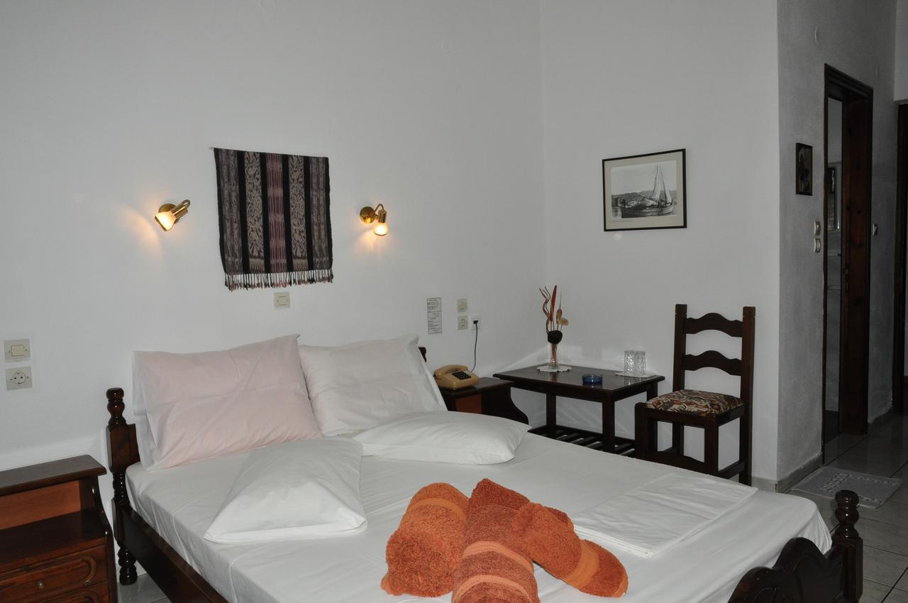 Hotel Hagiati Хорефто Екстериор снимка