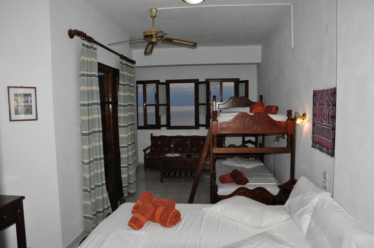 Hotel Hagiati Хорефто Екстериор снимка