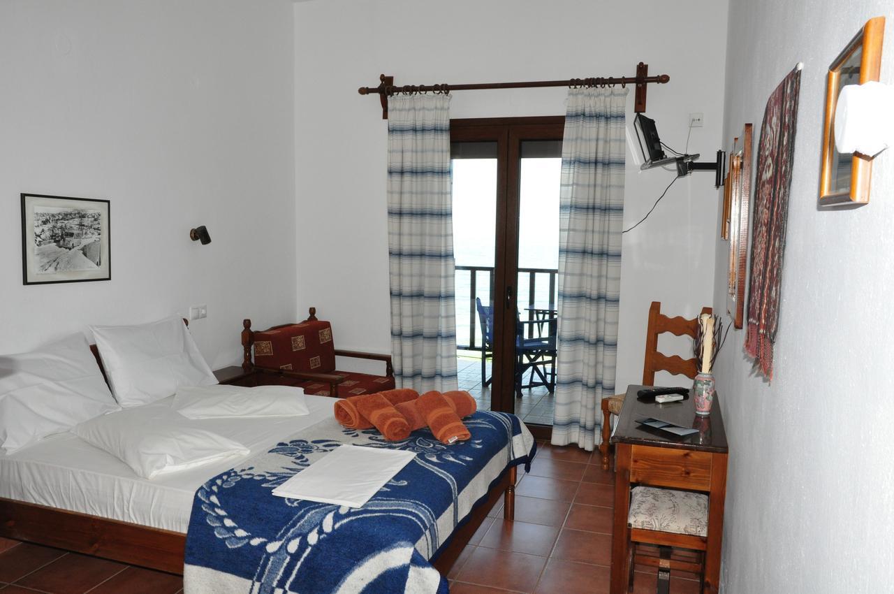 Hotel Hagiati Хорефто Екстериор снимка