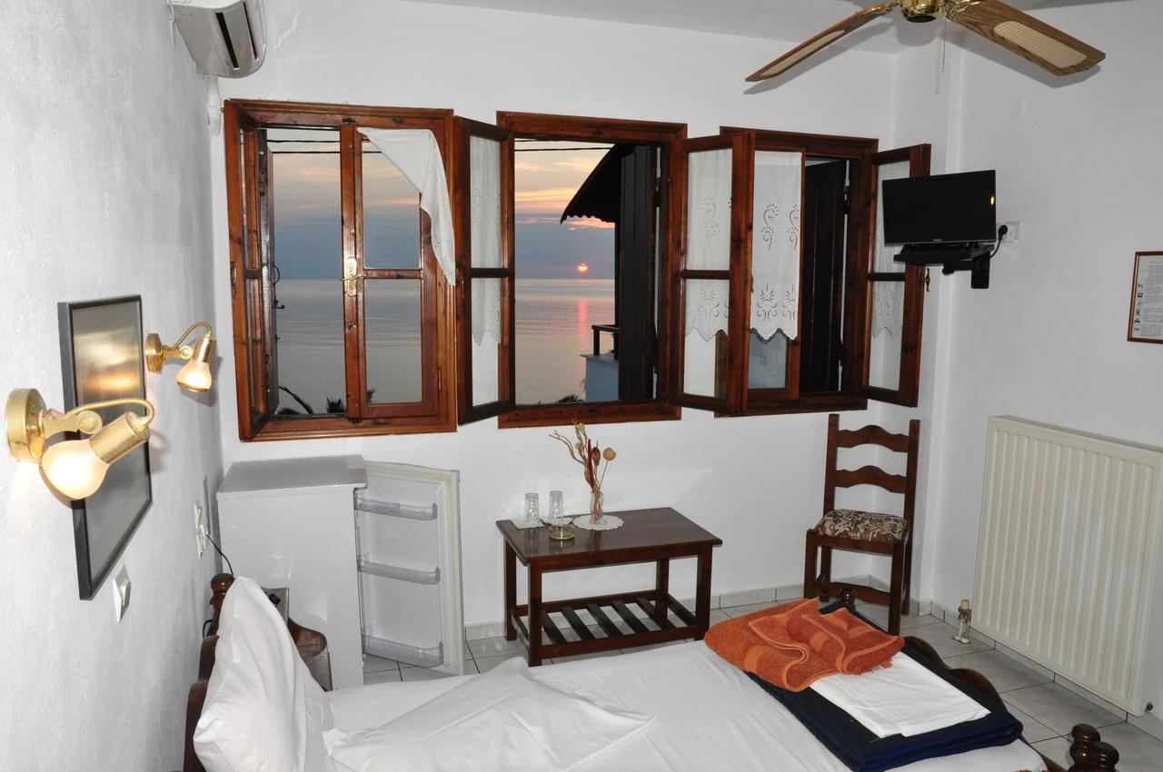 Hotel Hagiati Хорефто Екстериор снимка